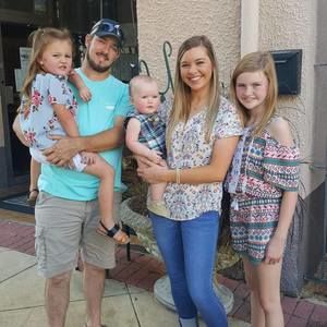 Meet your Posher, Leon